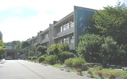 東丘小学校