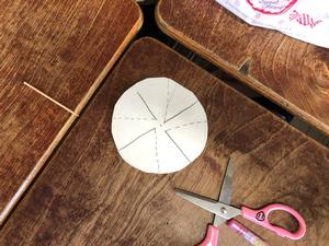 ２年生から１年生に おもちゃづくり 千成小学校
