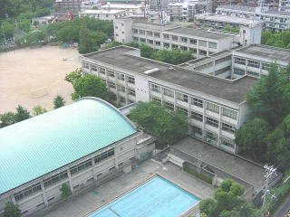寺内小学校の校舎