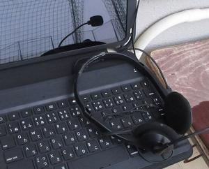 タブレットとヘッドセット