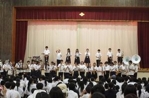 吹奏楽部の発表