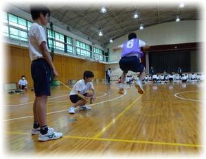 立ち幅跳びジャンプ