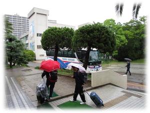 あいにくの雨