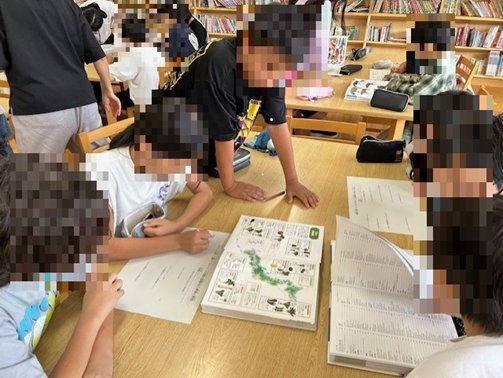 調べ学習のようす