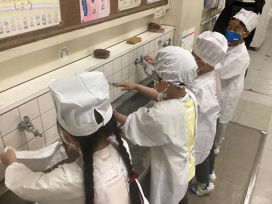 手洗いのようす