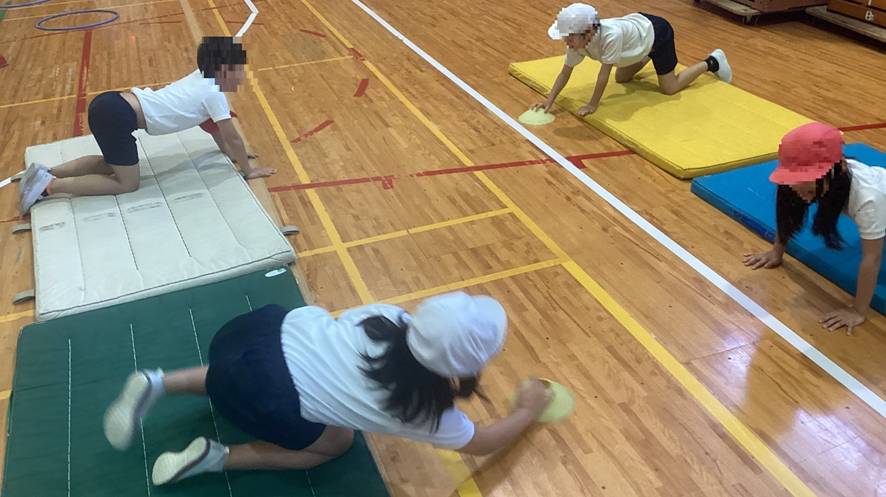 体育の授業のようす5