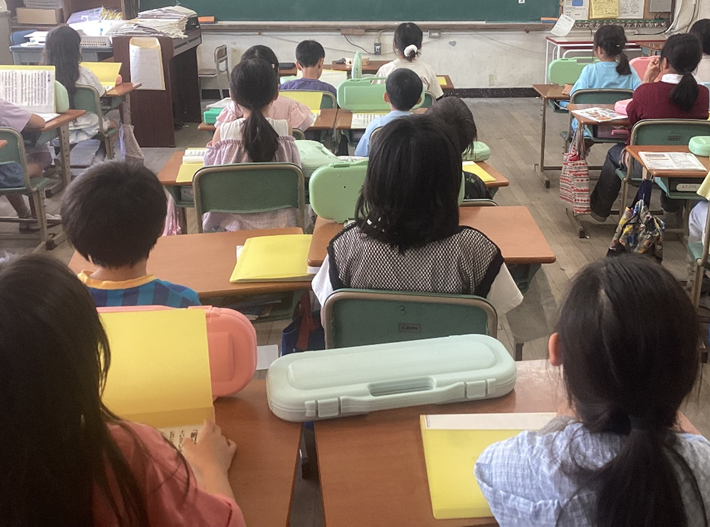 合唱の練習のようす