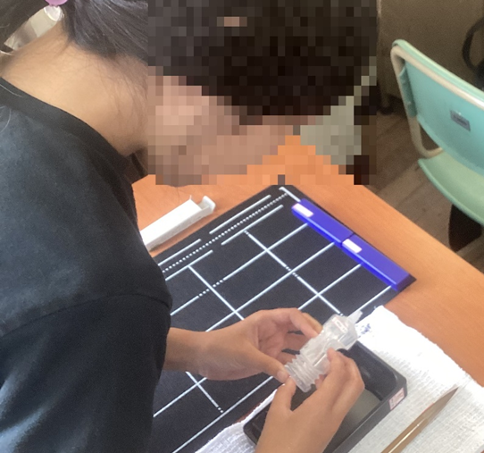 書写の授業のようす3