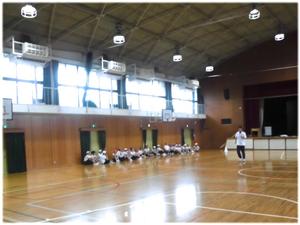 体育館にも冷房設置