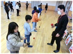 持ち方と姿勢が大事