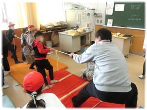 つなひきコーナー