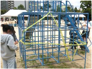 遊具禁止掲示