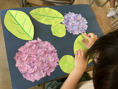 ちぎり絵であじさいの作品を作りました 2年 少路小学校