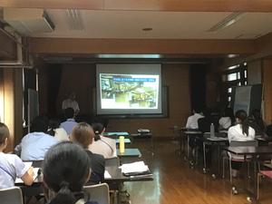 研究協議会のようす３