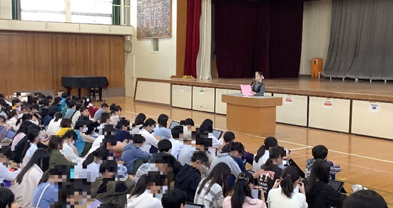 意見発表会のようす